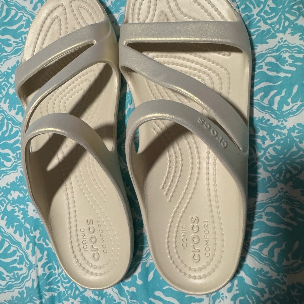 Crocs Women's Cream and Silver Sandals NWOT